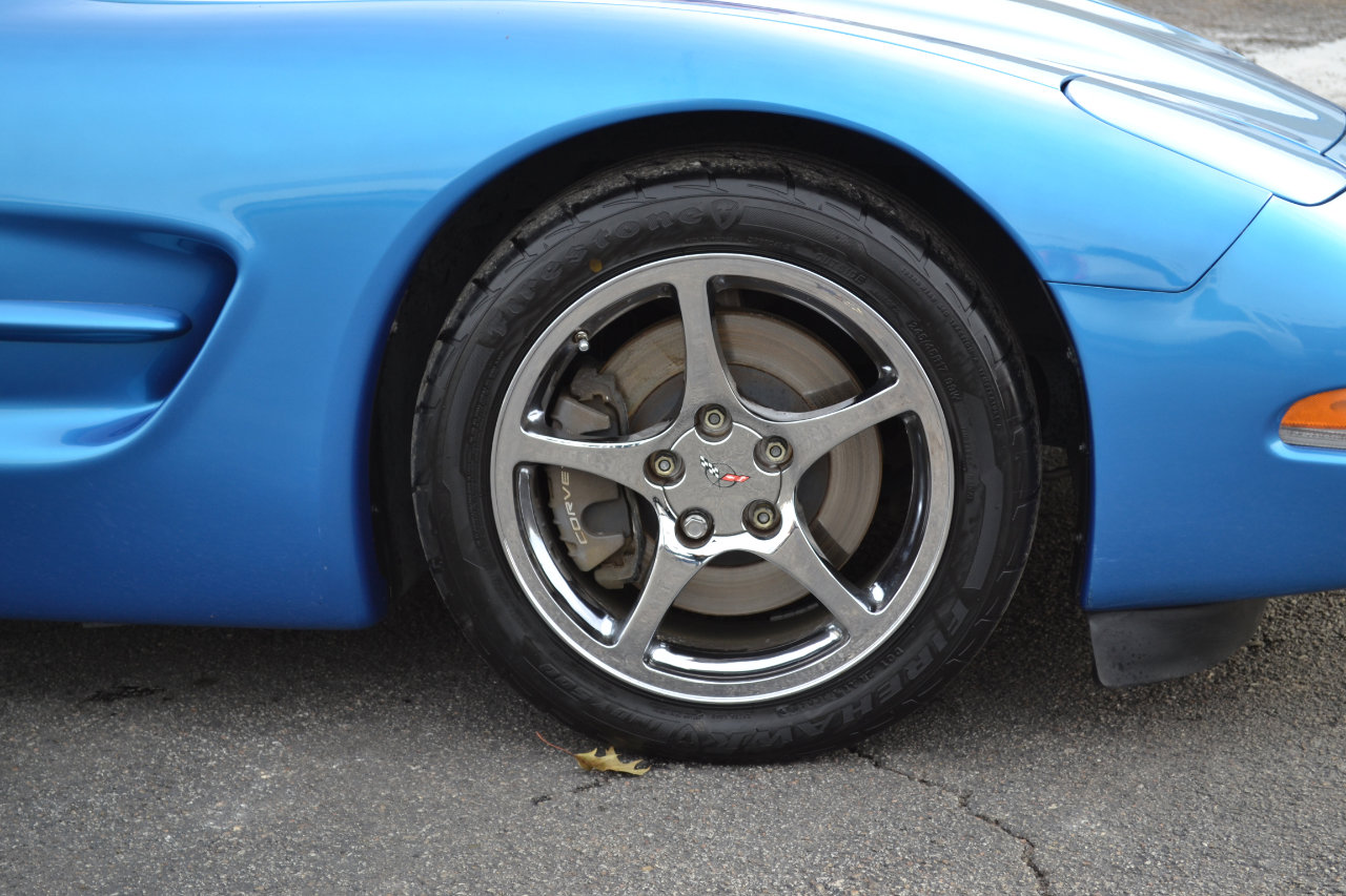 Used 2000 Chevrolet Corvette Convertible w/ Memory Pkg image 45