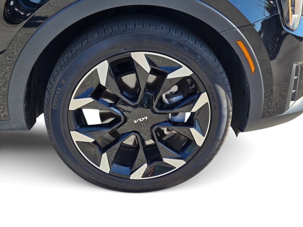 Certified 2024 Kia Sorento EX w/ Panoramic Sunroof Package image 6