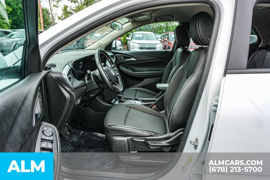 Used 2025 Buick Encore GX Preferred FWD image 19