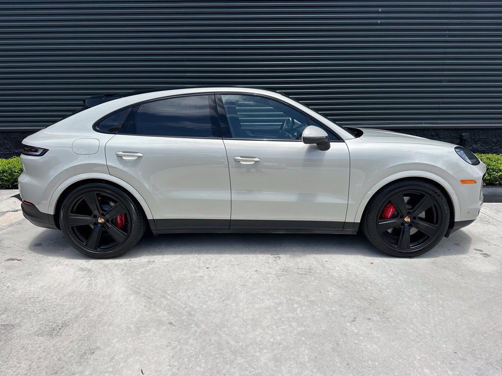 Used 2026 Porsche Cayenne S AWD/4WD image 11