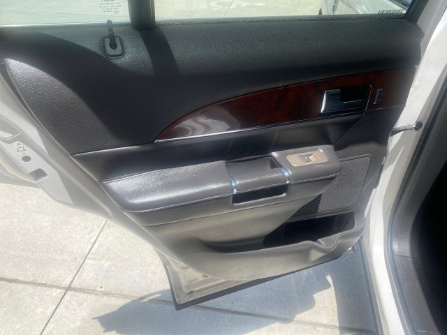 Used 2011 Lincoln MKX 2WD w/ 102A Rapid Spec Order Code image 69