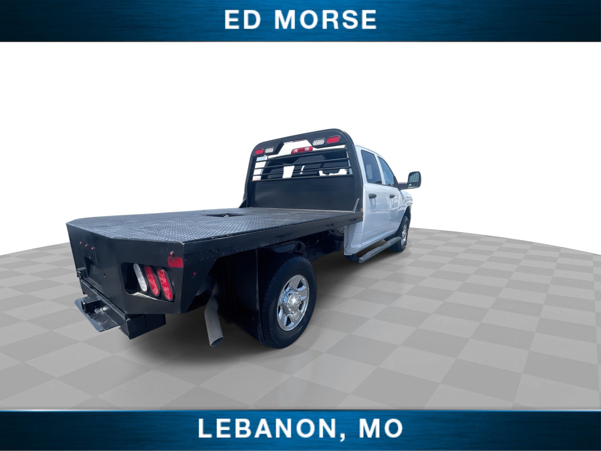 Used 2024 RAM 2500 Tradesman w/ Chrome Appearance Group AWD/4WD image 8