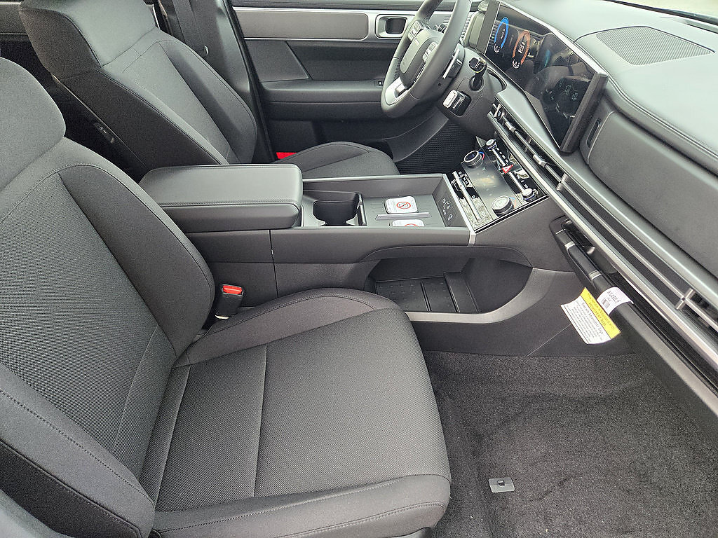 New 2026 Hyundai Santa Fe SE FWD image 15