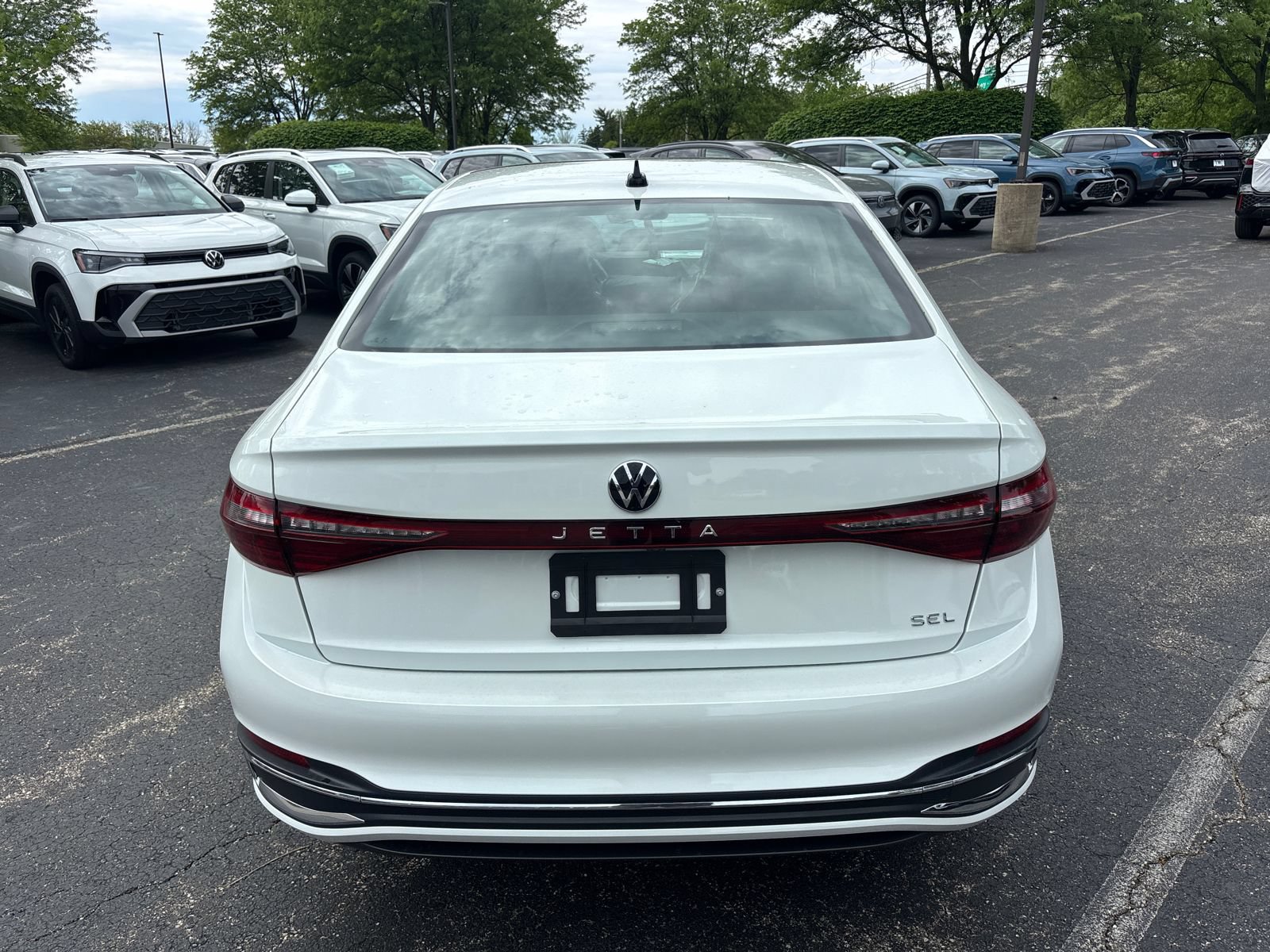 New 2026 Volkswagen Jetta SEL FWD image 6