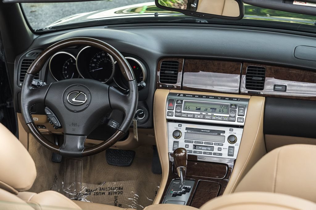 Used 2006 Lexus SC 430 Convertible w/ Preferred Accessory Pkg RWD image 26