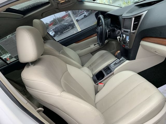 Used 2014 Subaru Outback 2.5i Limited AWD/4WD image 14