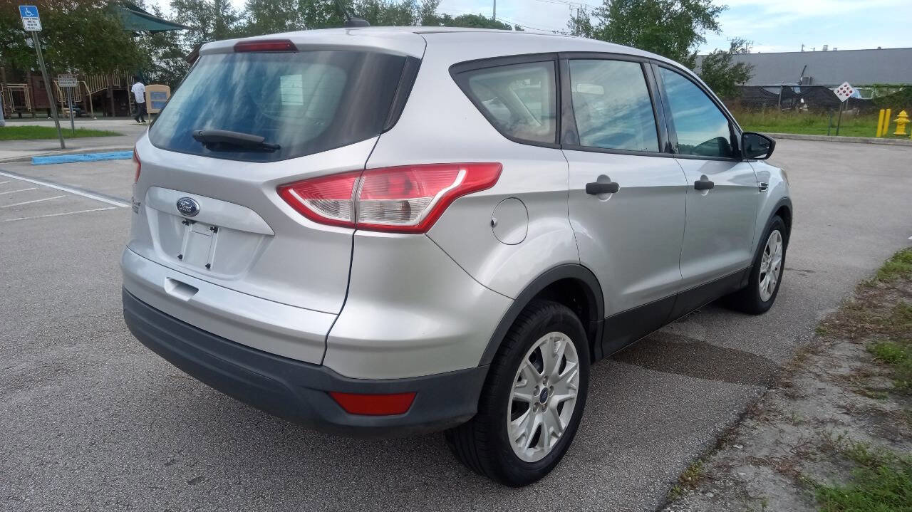 Used 2015 Ford Escape S image 6