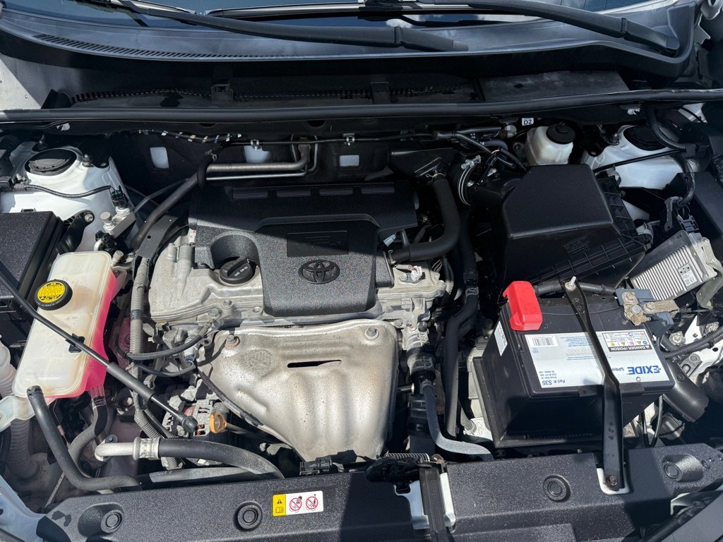 Used 2018 Toyota RAV4 XLE image 34