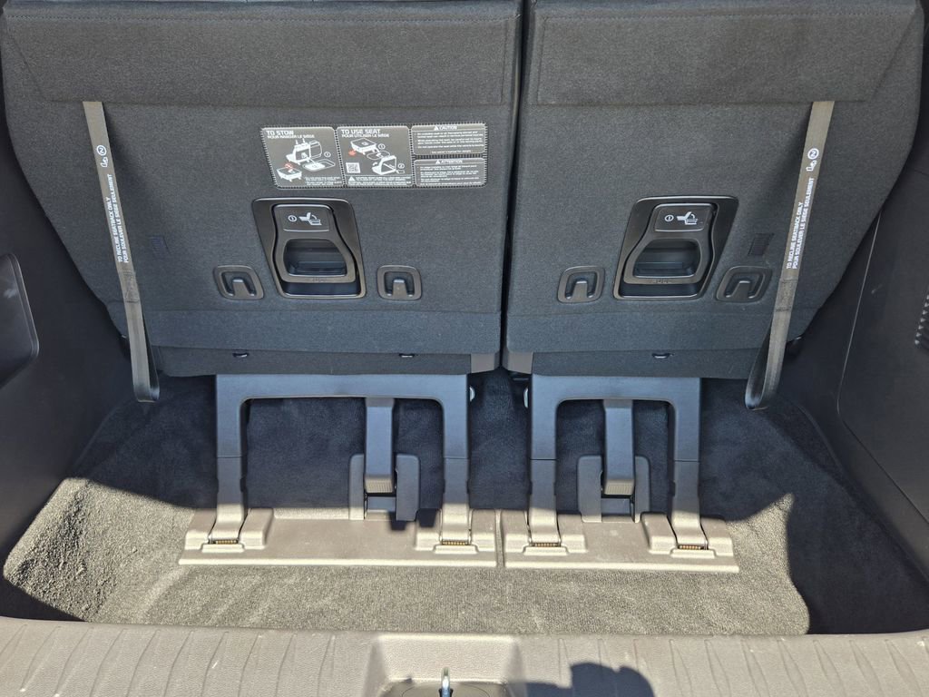 Certified 2026 Kia Carnival SX Prestige image 32
