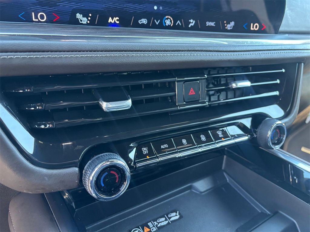 Used 2025 Chevrolet Tahoe LT w/ Comfort Package image 18