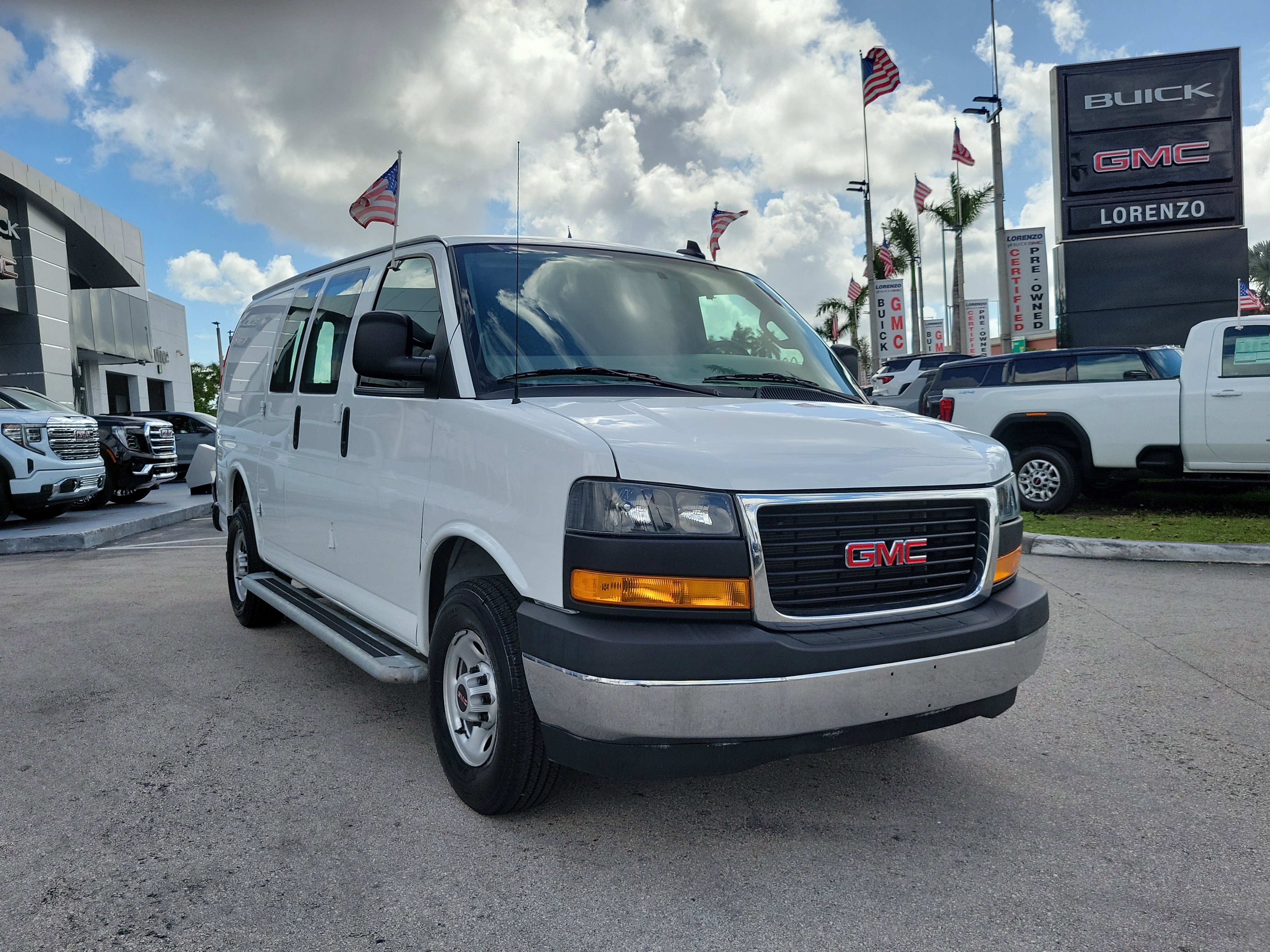 Used 2024 GMC Savana 2500 w/ Driver Convenience Package image 3