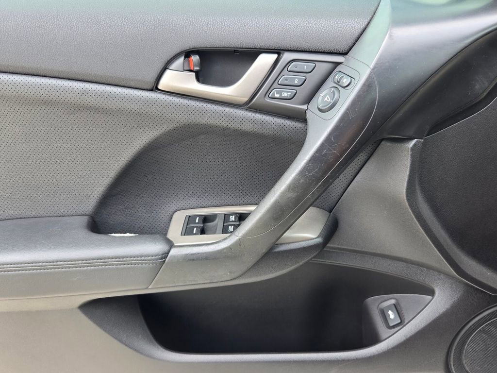 Used 2010 Acura TSX Sedan image 27