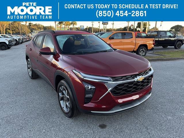 Used 2025 Chevrolet Trax LT w/ Driver Confidence Package