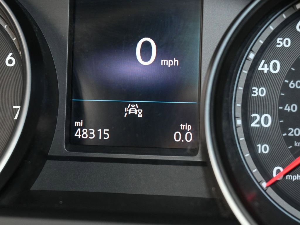 Used 2021 Volkswagen Atlas Cross Sport SE w/ Panoramic Sunroof Package image 33