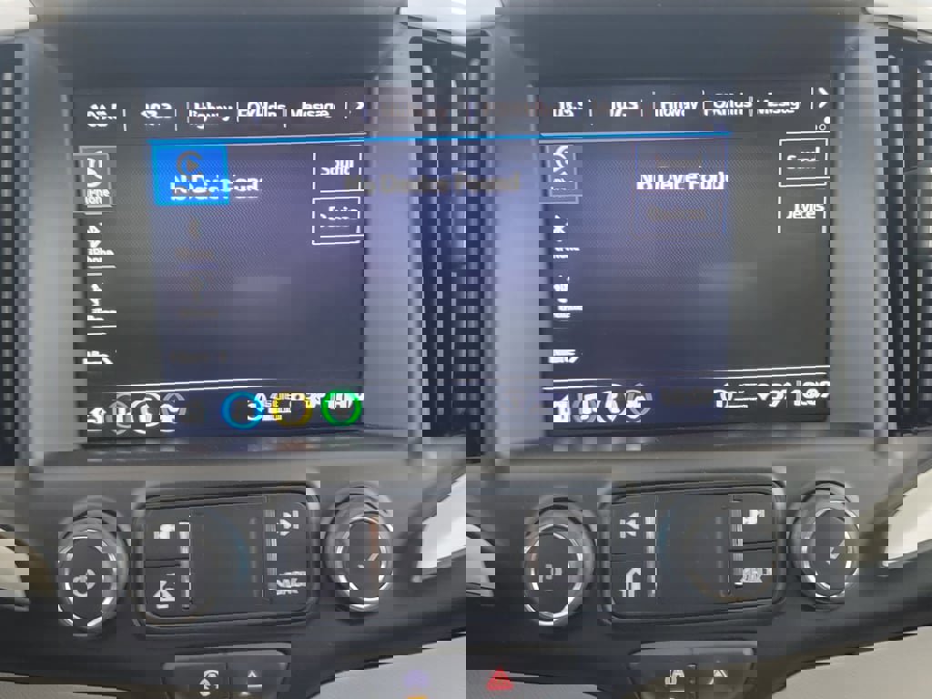 Used 2023 GMC Terrain SLT image 20