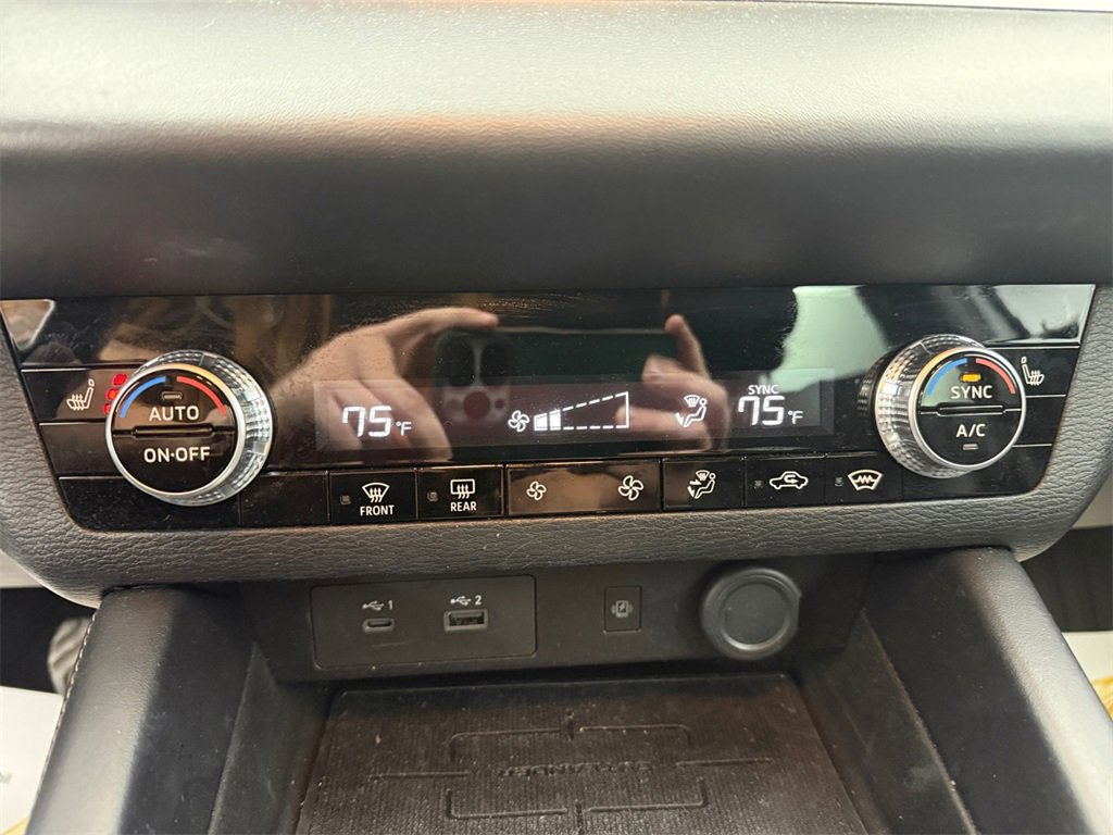 Used 2022 Mitsubishi Outlander SE image 32