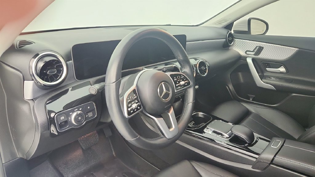 Used 2019 Mercedes-Benz A 220 image 13