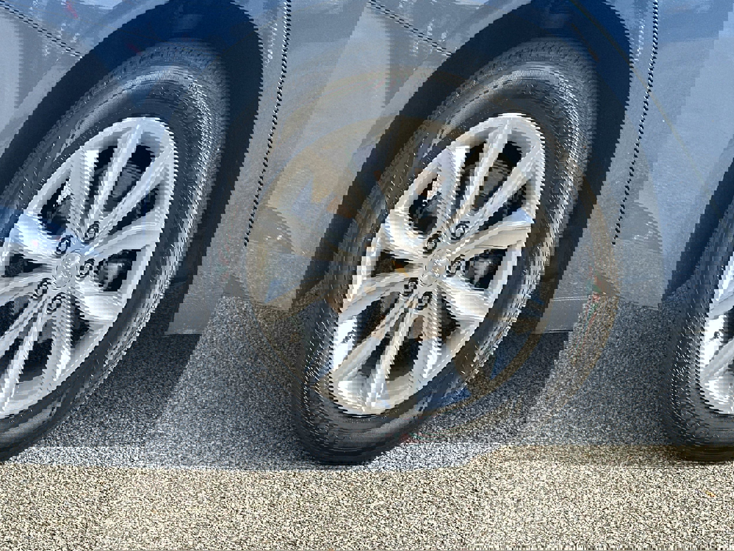 Used 2024 Chevrolet Malibu LT image 17