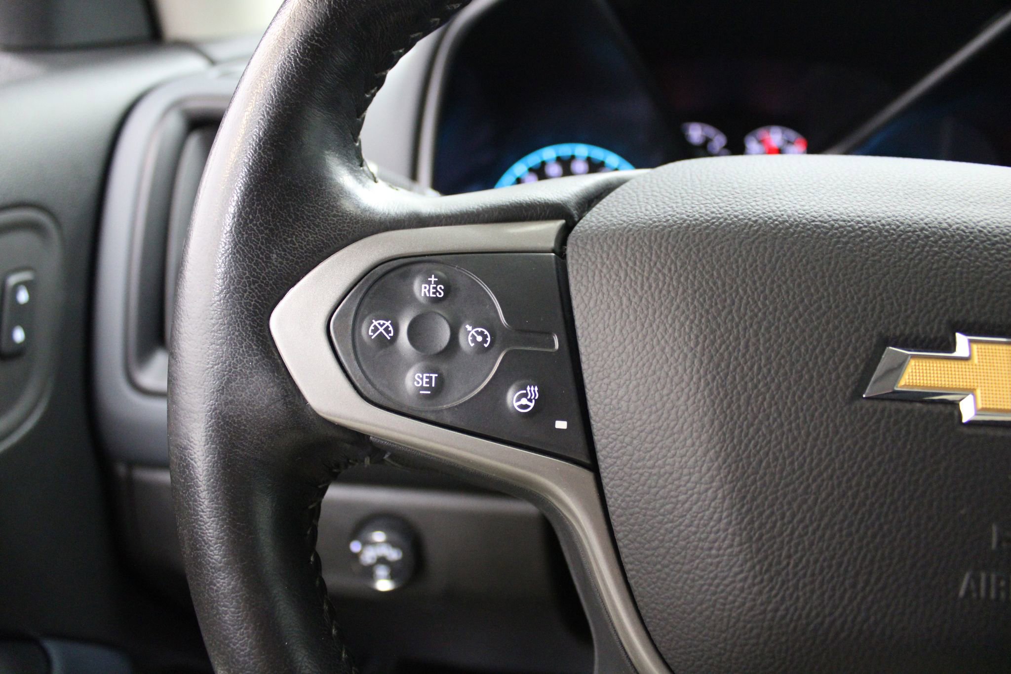 Used 2022 Chevrolet Colorado Z71 image 32