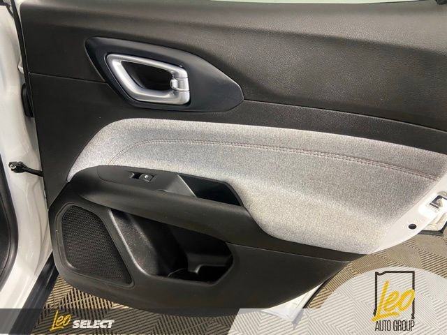 Used 2022 Jeep Compass Latitude image 13