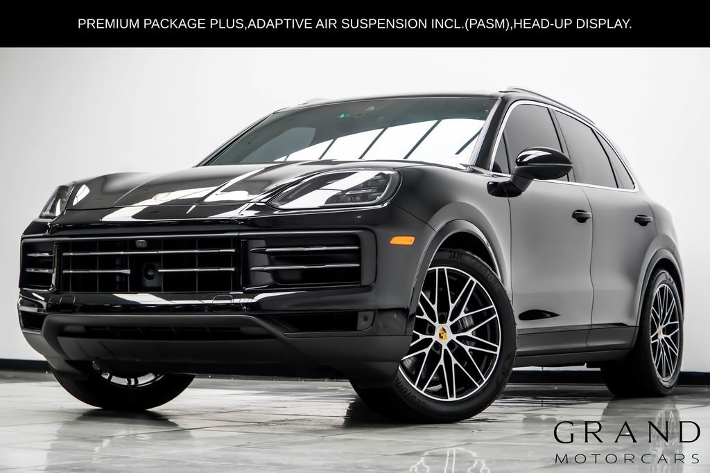 Used 2024 Porsche Cayenne AWD/4WD image 1