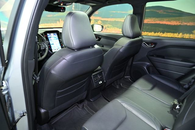 Used 2025 Subaru Forester Limited image 54
