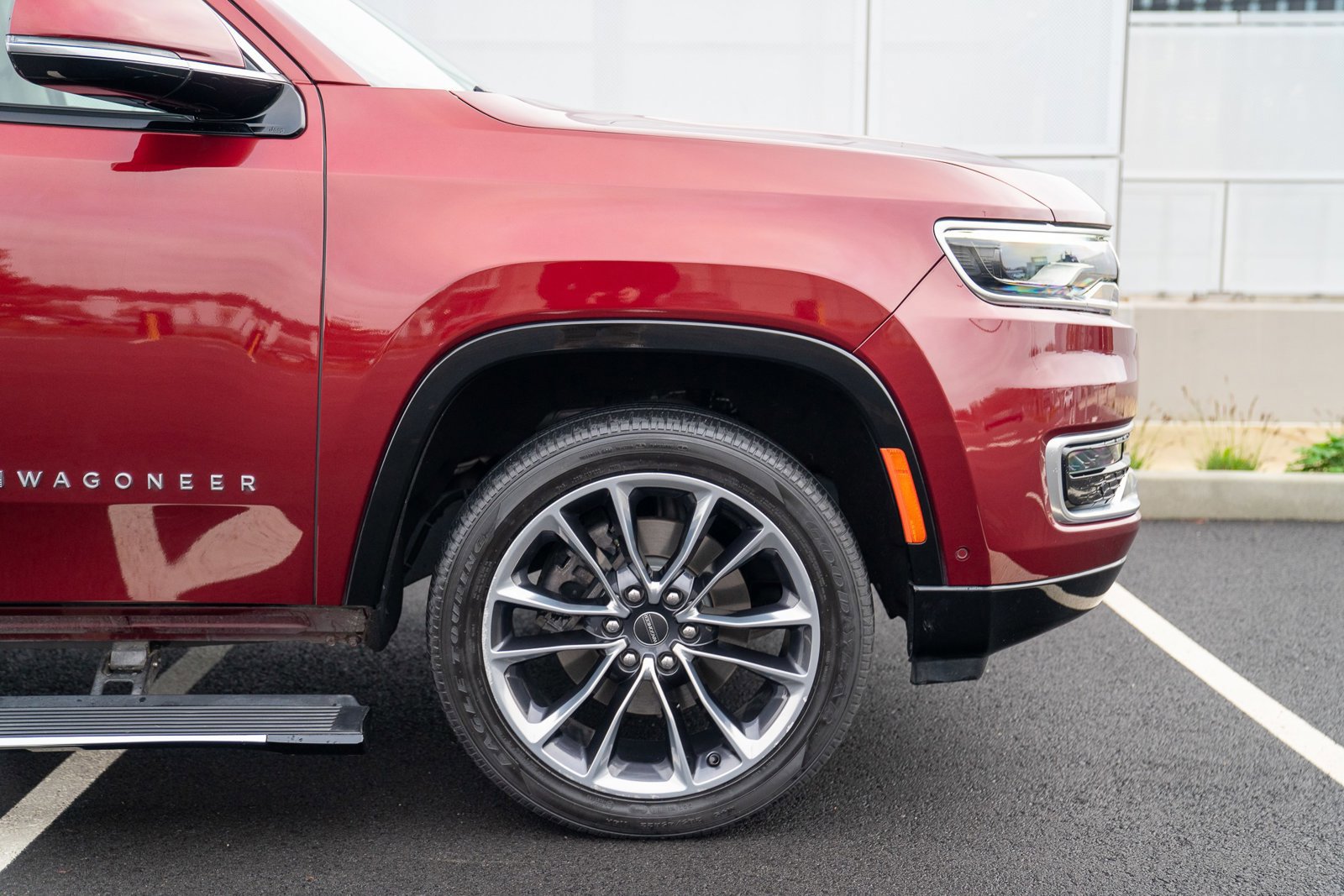 Used 2022 Jeep Wagoneer Series III w/ Premium Group I image 9