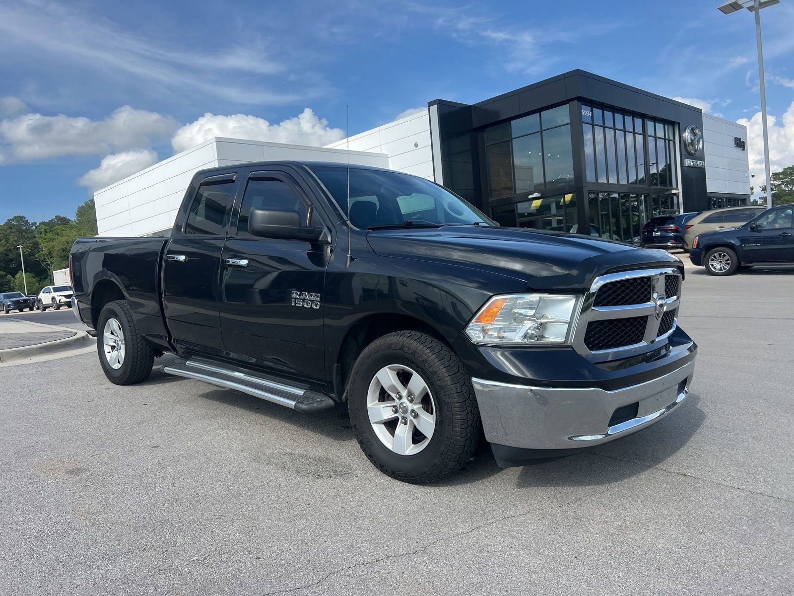 Used 2016 RAM 1500 Classic SLT RWD image 3