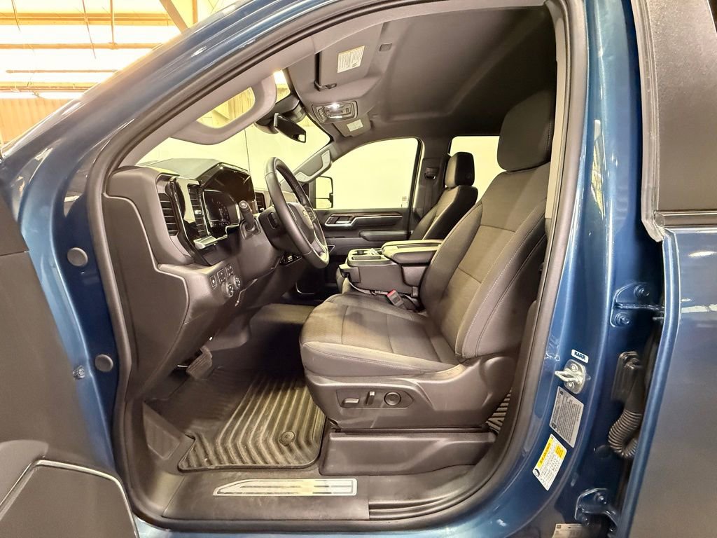 Certified 2025 Chevrolet Silverado 3500 LT w/ All Star Edition image 16
