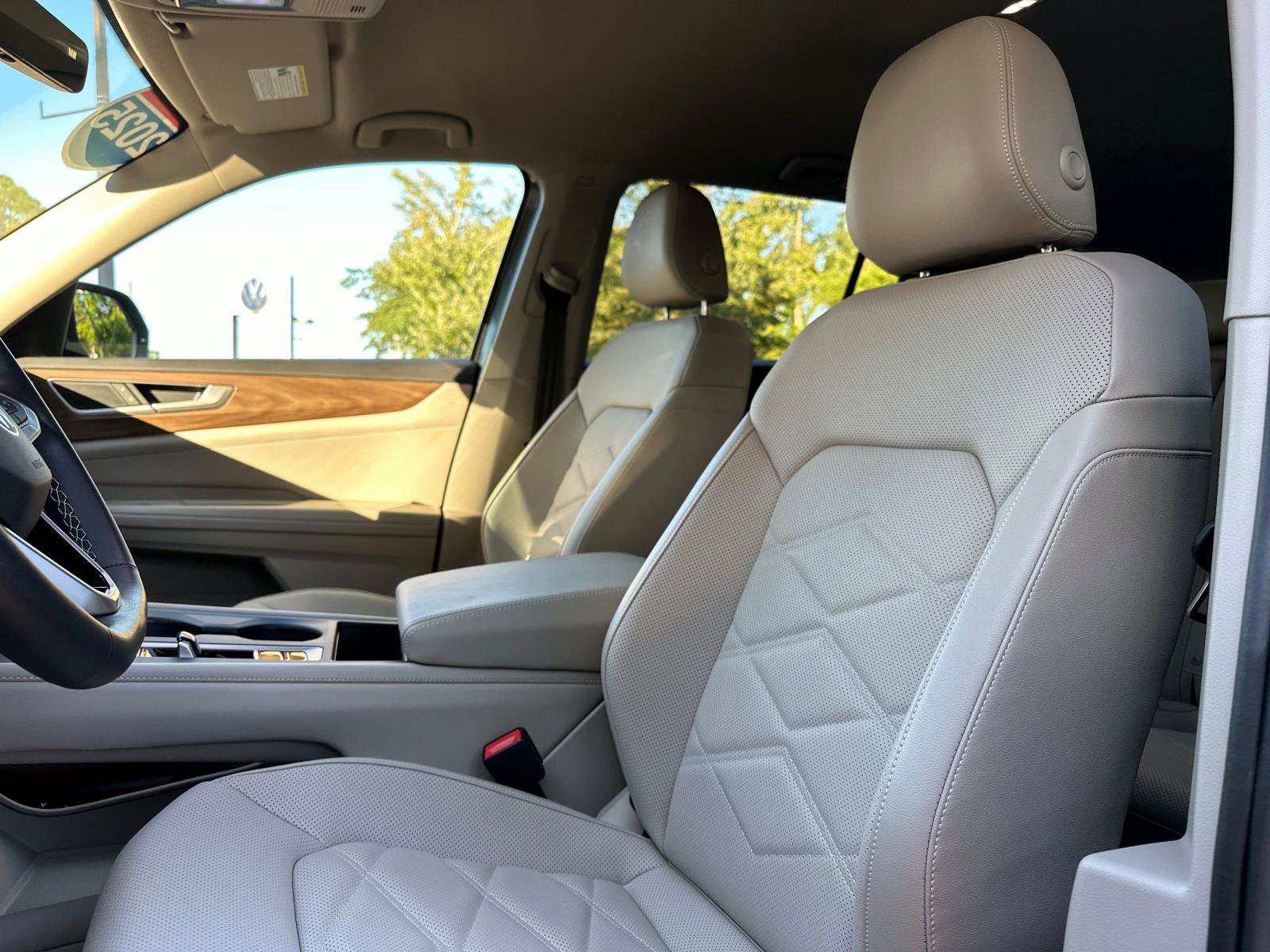Certified 2025 Volkswagen Atlas SE image 51