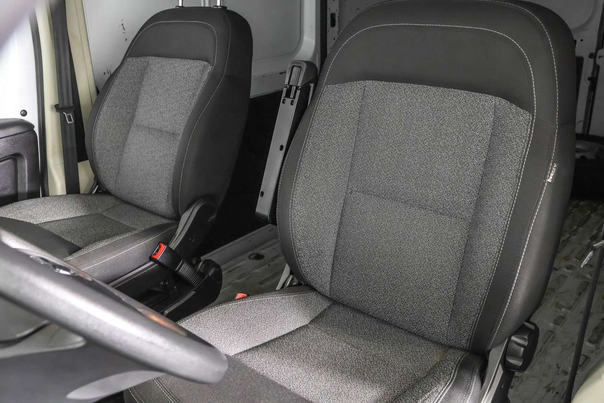 Used 2019 RAM ProMaster 1500 w/ Interior Convenience Group image 22