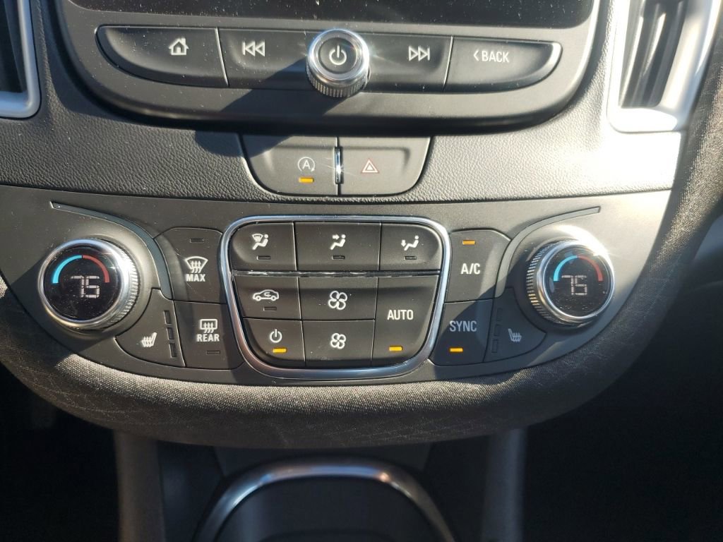 Used 2023 Chevrolet Malibu LT image 23