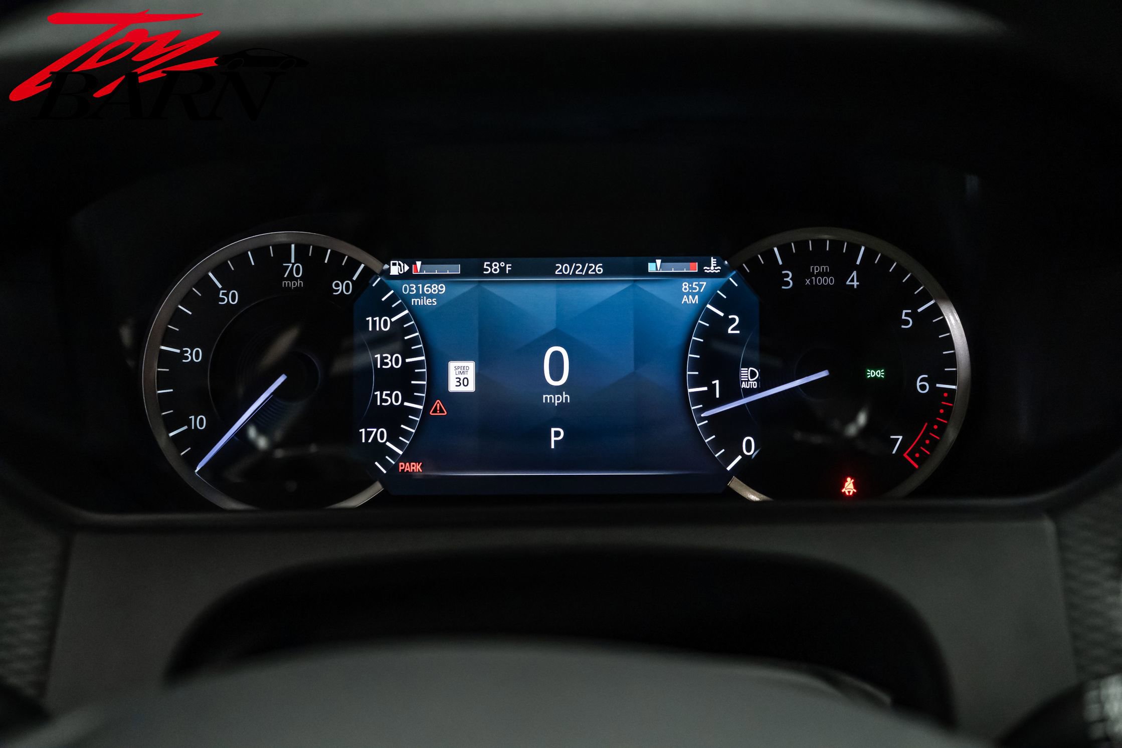 Used 2023 Land Rover Range Rover Velar R-Dynamic S image 32