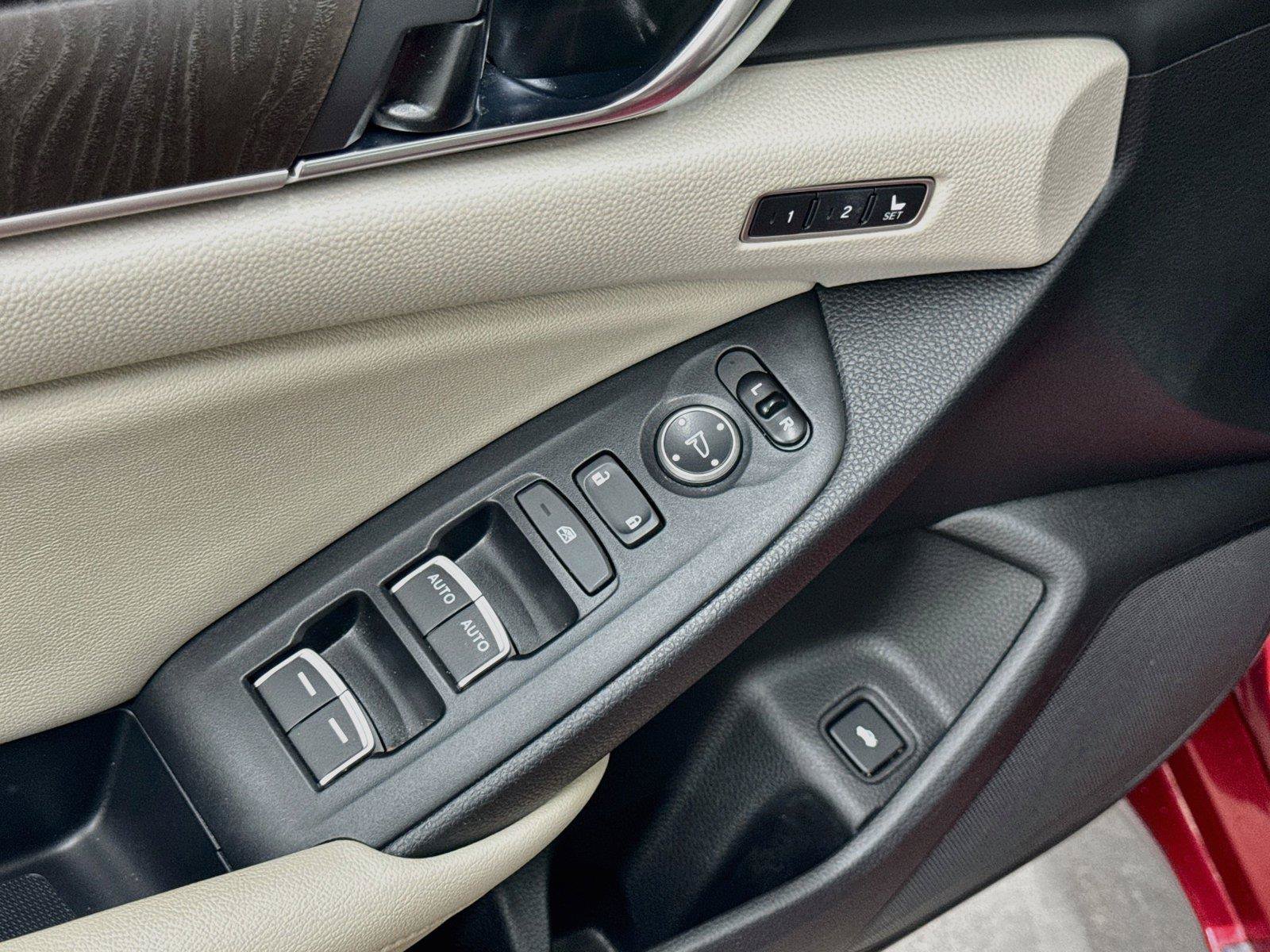 Used 2019 Honda Accord EX-L image 20