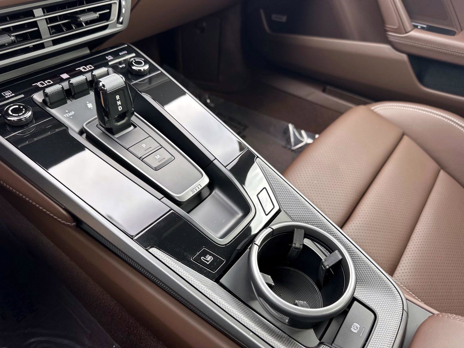 Used 2024 Porsche 911 Carrera 4S w/ Sport Chrono Package image 24