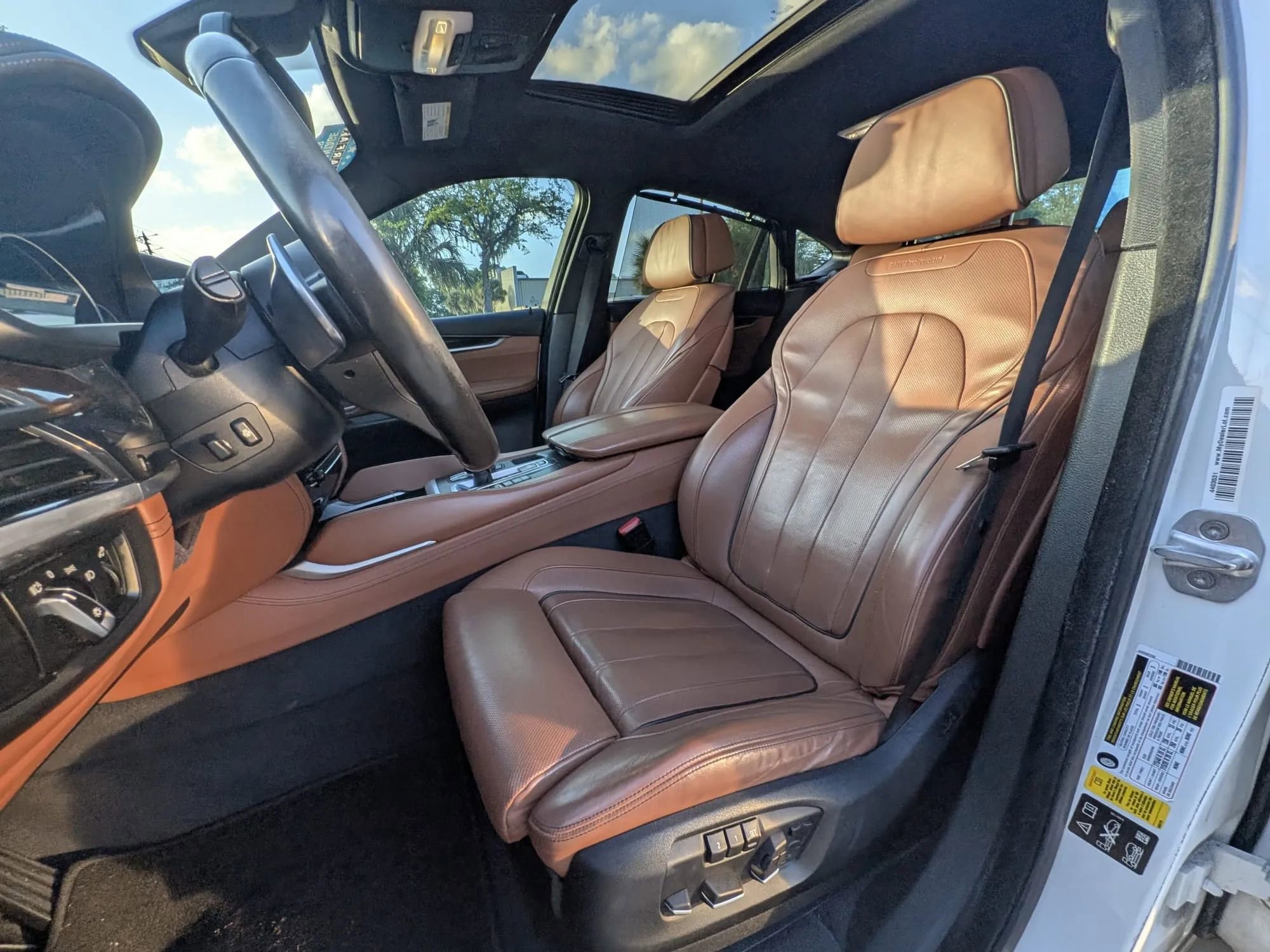 Used 2017 BMW X6 xDrive50i AWD/4WD image 12