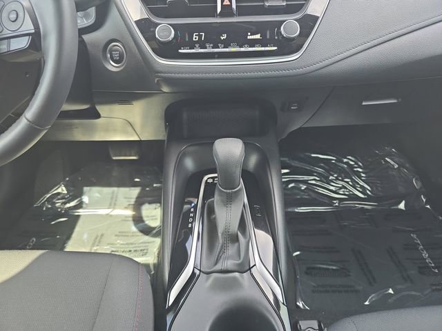 Used 2024 Toyota Corolla SE FWD image 3