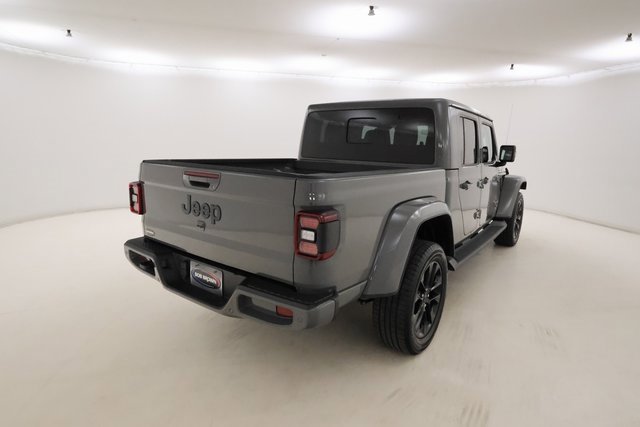 Used 2023 Jeep Gladiator Overland image 3