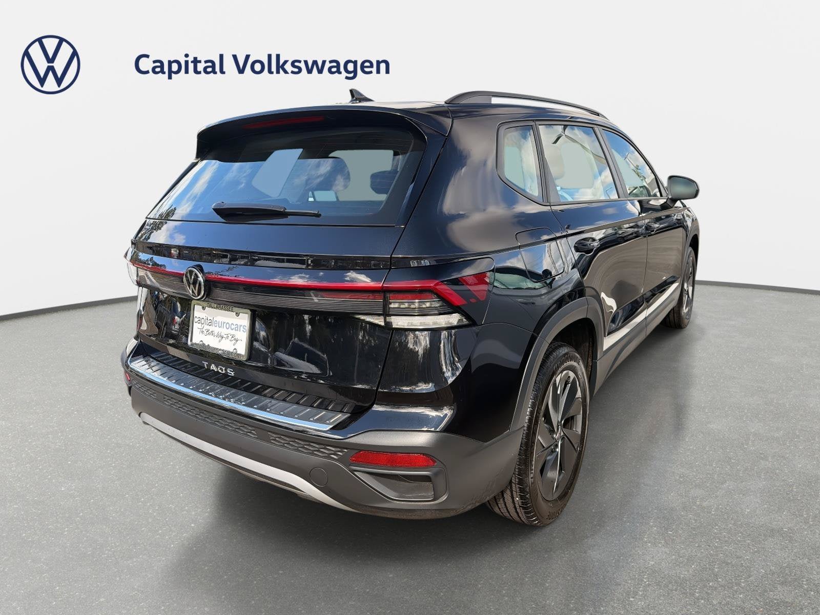 Used 2026 Volkswagen Taos S FWD image 5