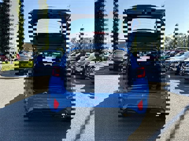 Used 2025 Subaru Impreza 2.0i Sport image 15