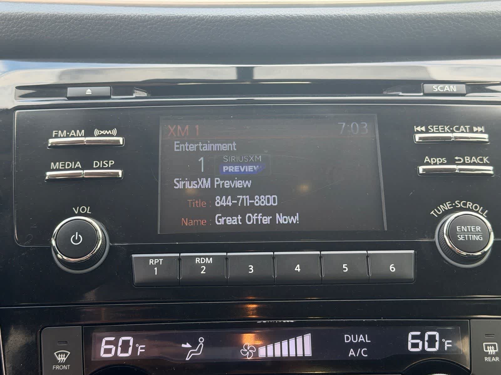 Used 2014 Nissan Rogue SV FWD image 22