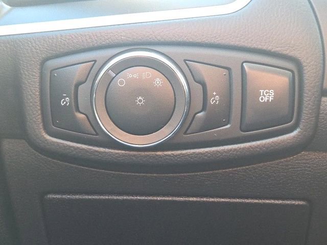 Certified 2024 Ford Edge SE w/ Black Appearance Package image 29