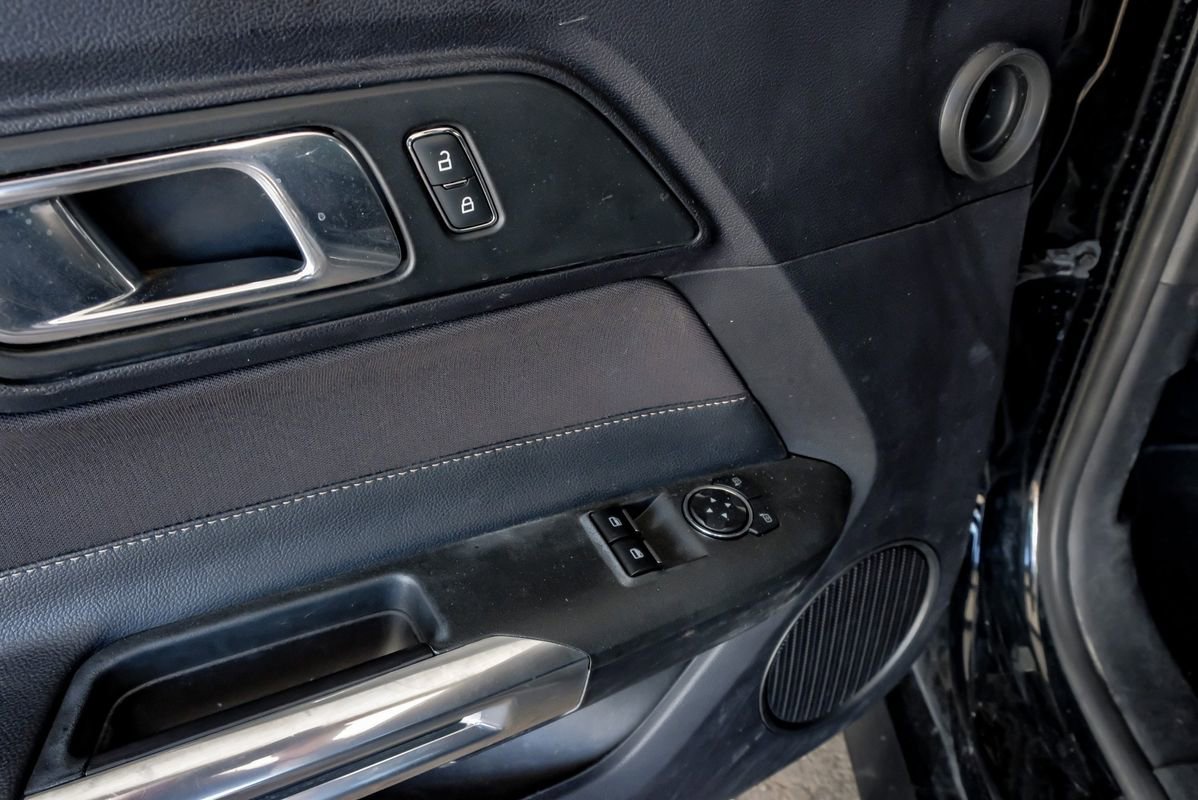 Used 2019 Ford Mustang Coupe image 37