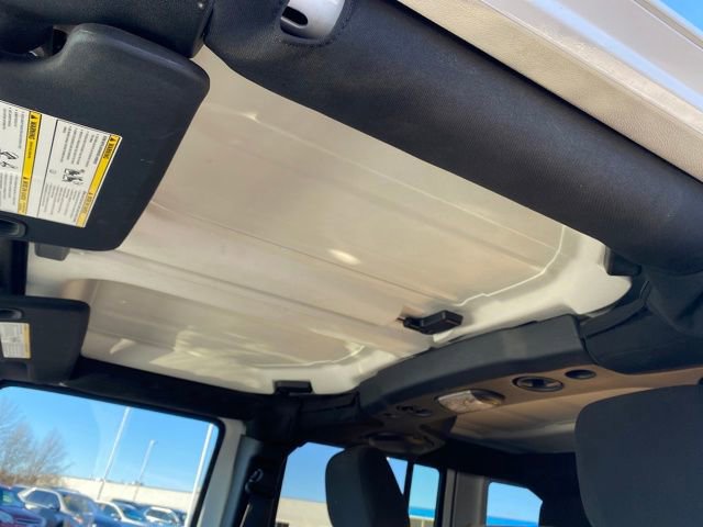 Used 2012 Jeep Wrangler Unlimited Sahara w/ Dual Top Group image 12