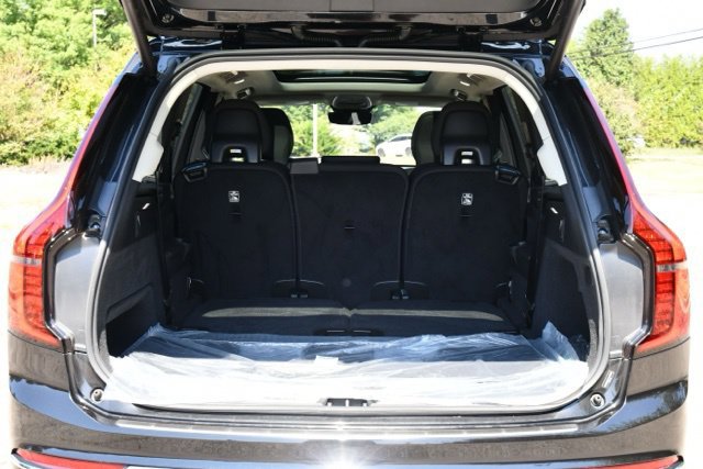 New 2026 Volvo XC90 B6 Plus w/ Protection Package Premier AWD/4WD image 29