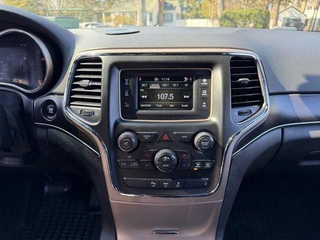 Used 2015 Jeep Grand Cherokee Limited AWD/4WD image 18