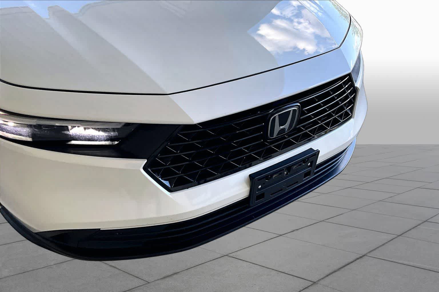 Used 2023 Honda Accord Sport image 30