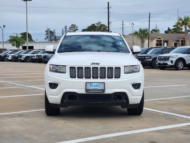 Used 2015 Jeep Grand Cherokee Altitude RWD image 2
