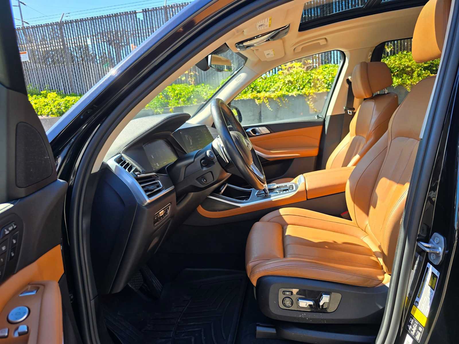 Used 2022 BMW X7 xDrive40i AWD/4WD image 21