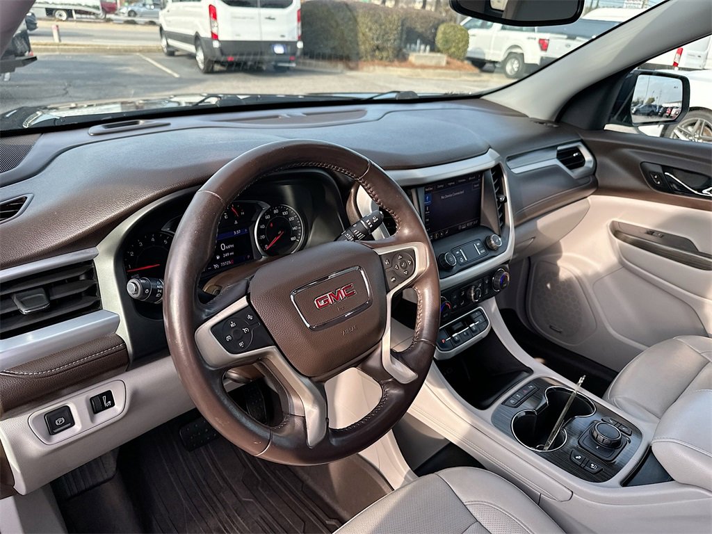 Used 2020 GMC Acadia SLT w/ Premium Package image 10